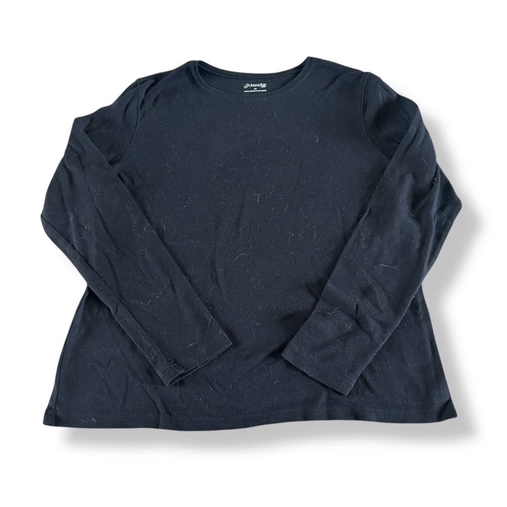 [St. John's Bay] Black Long Sleeve Tee